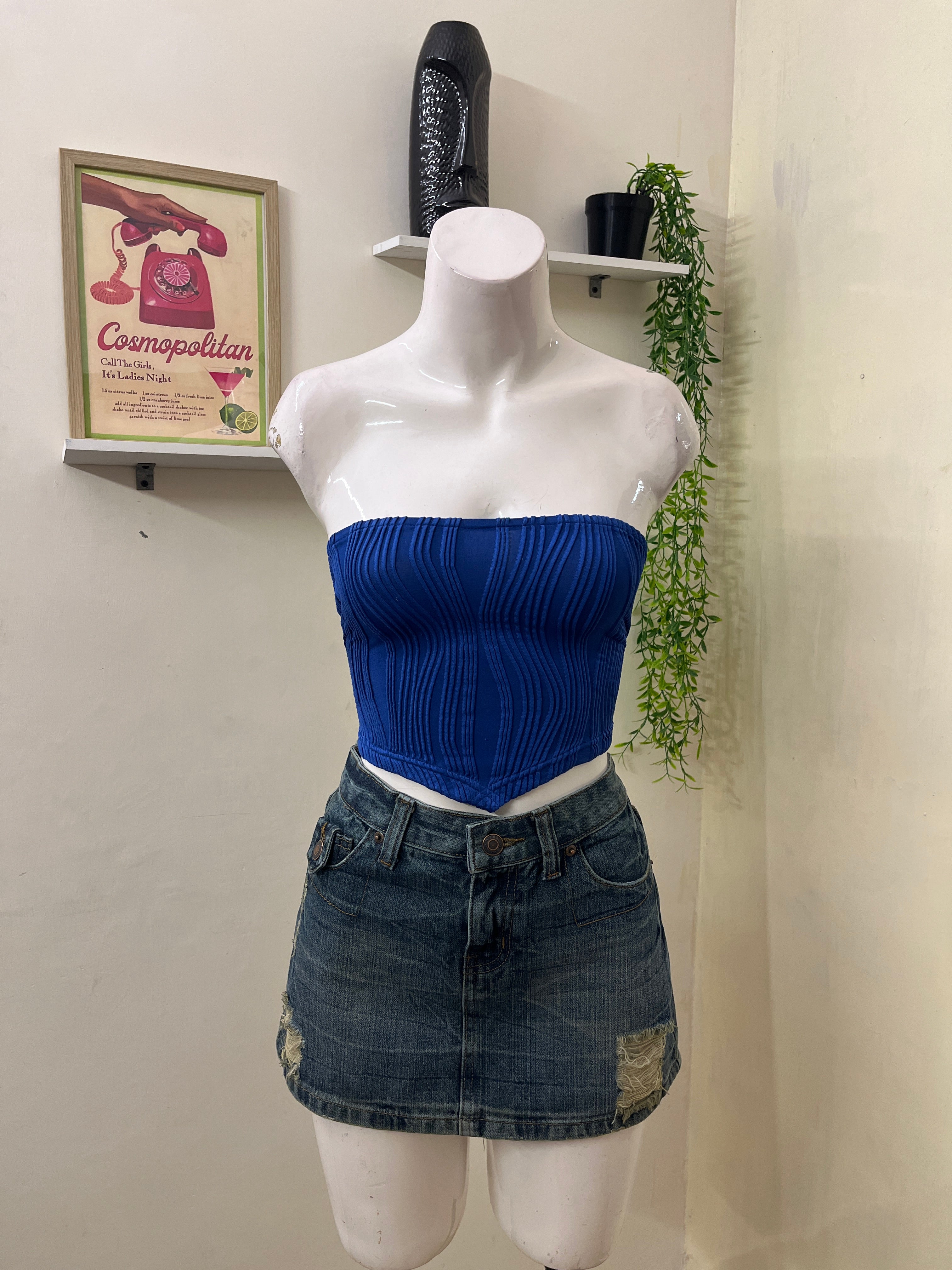 Backless top