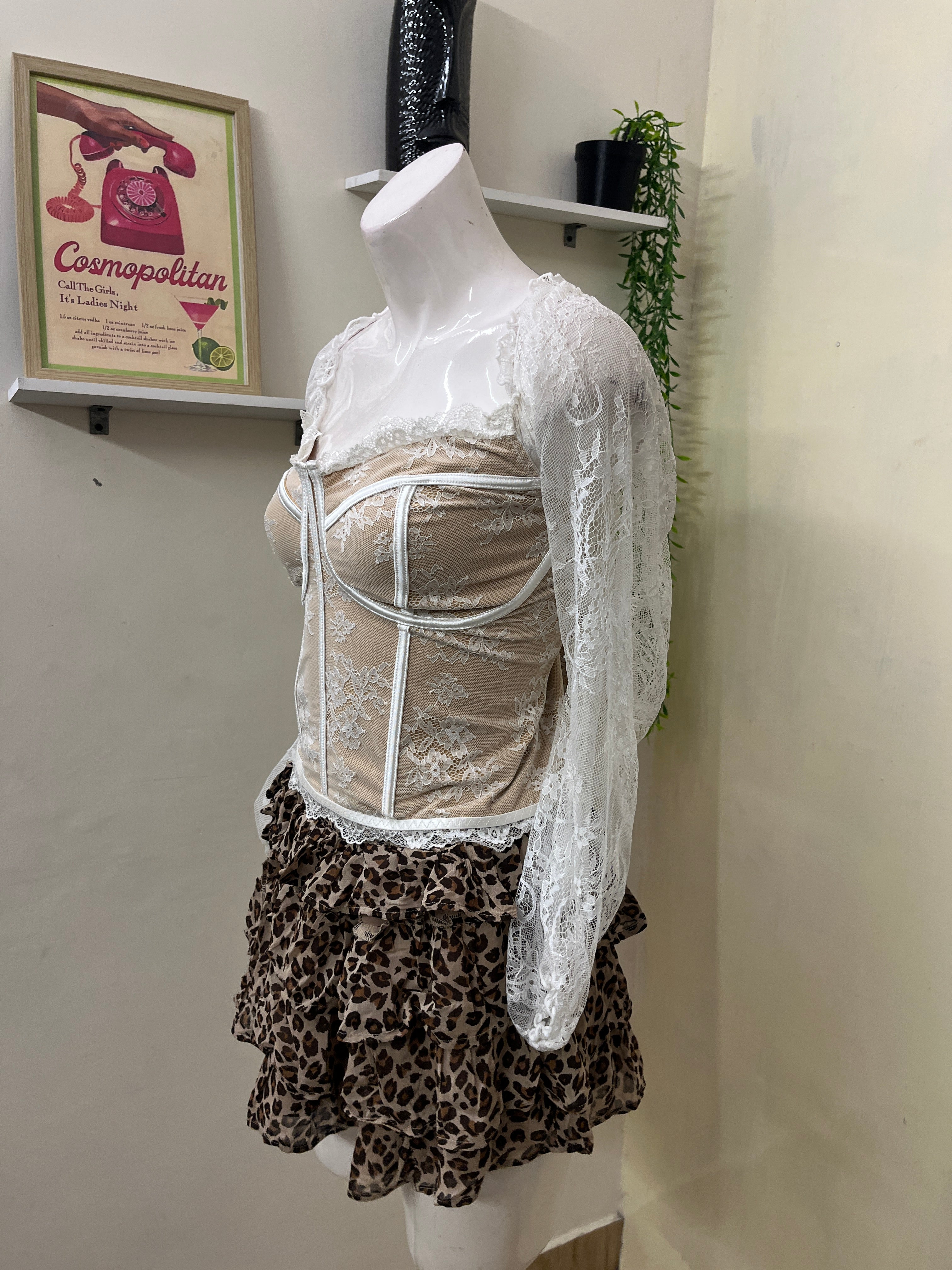 Full sleeve corset