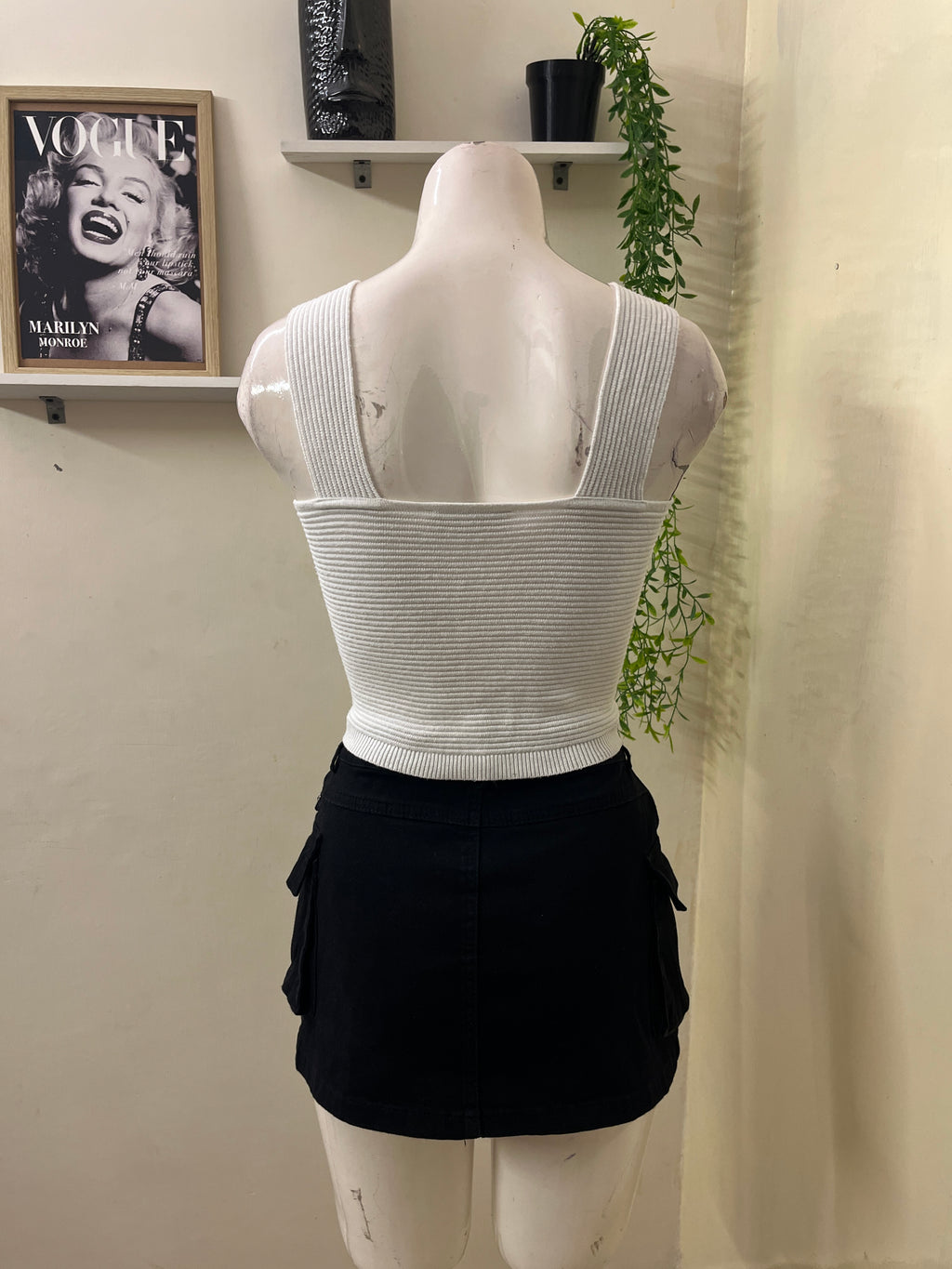 Hollister Ribbed top