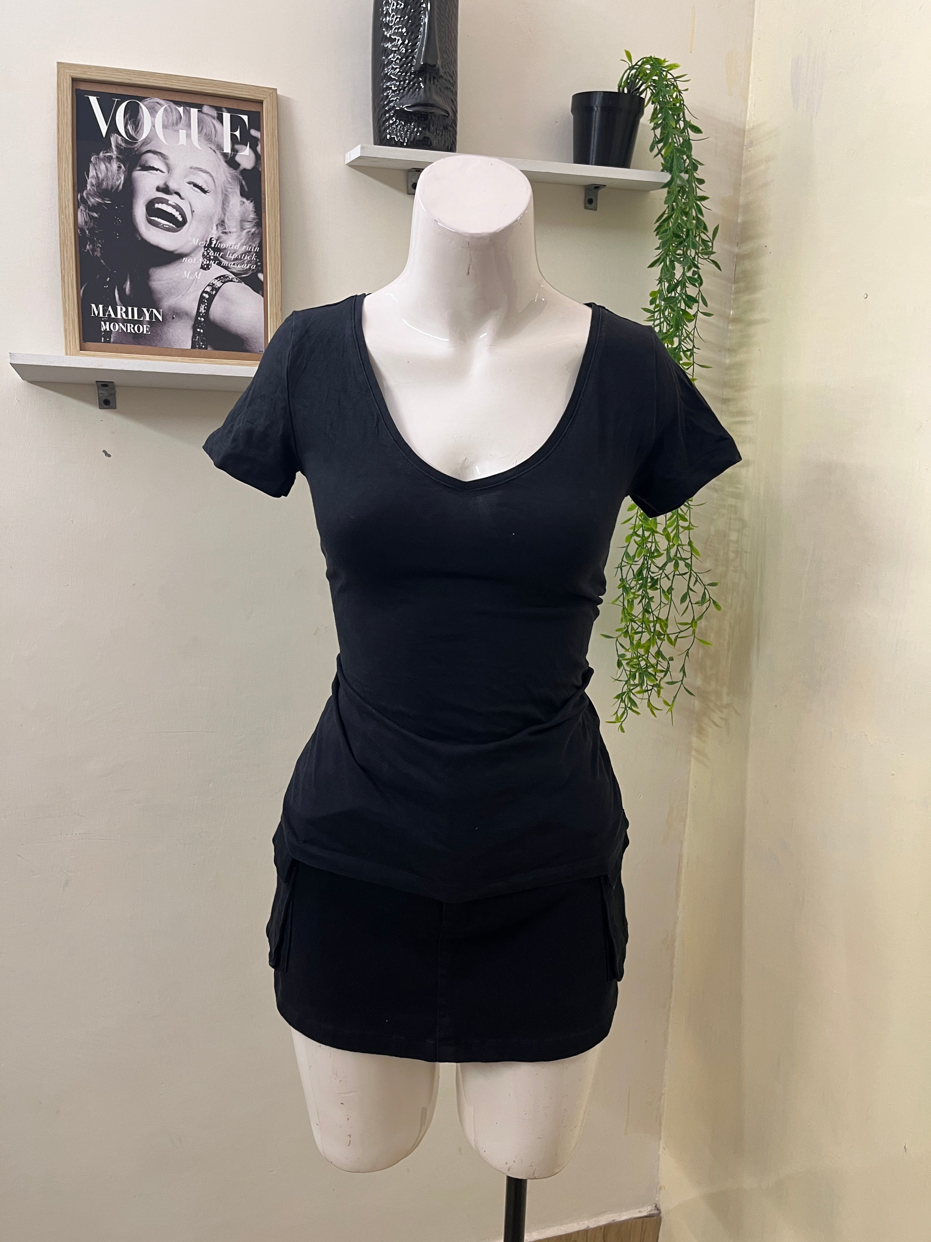 V neck plain top