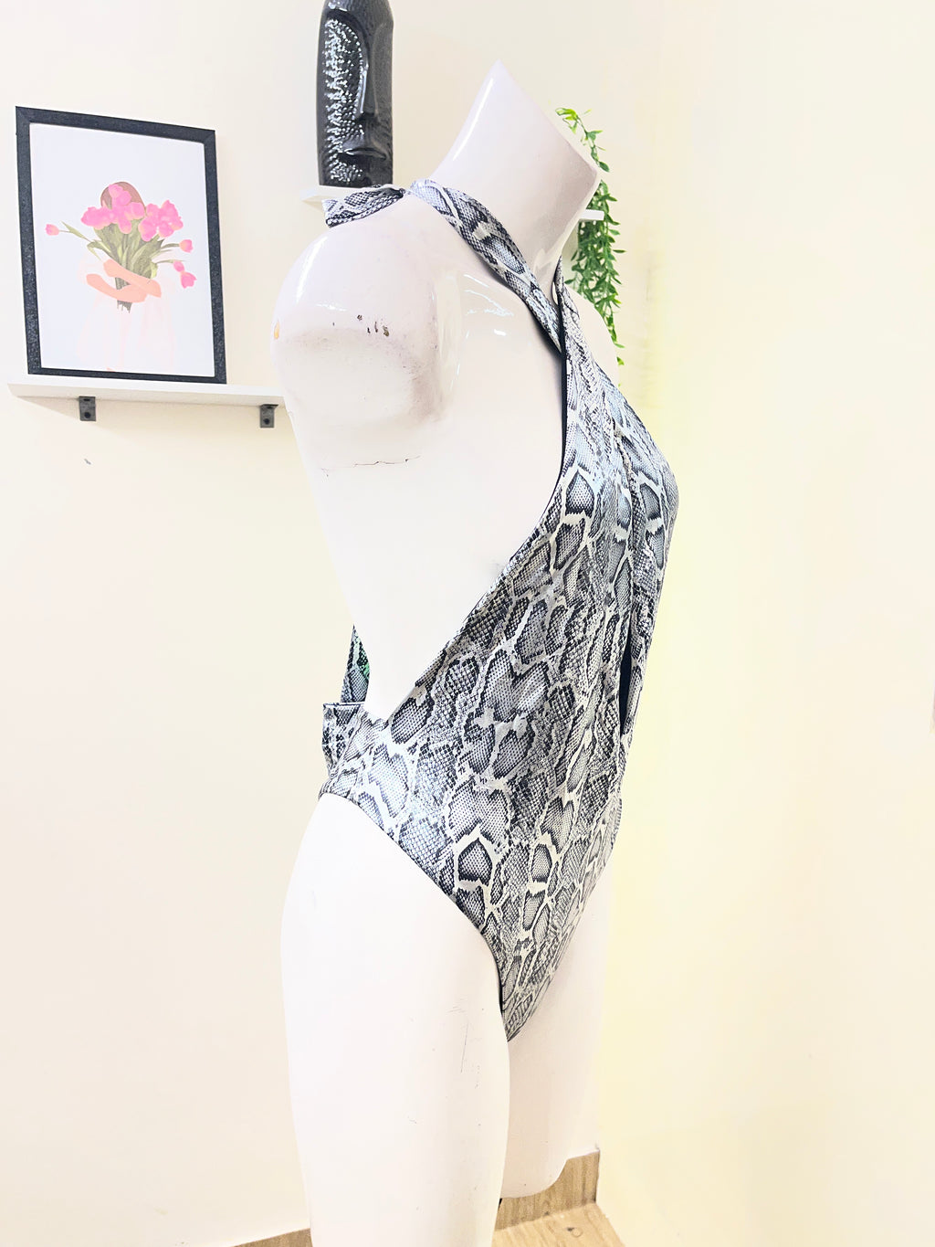 All backless swimsuit