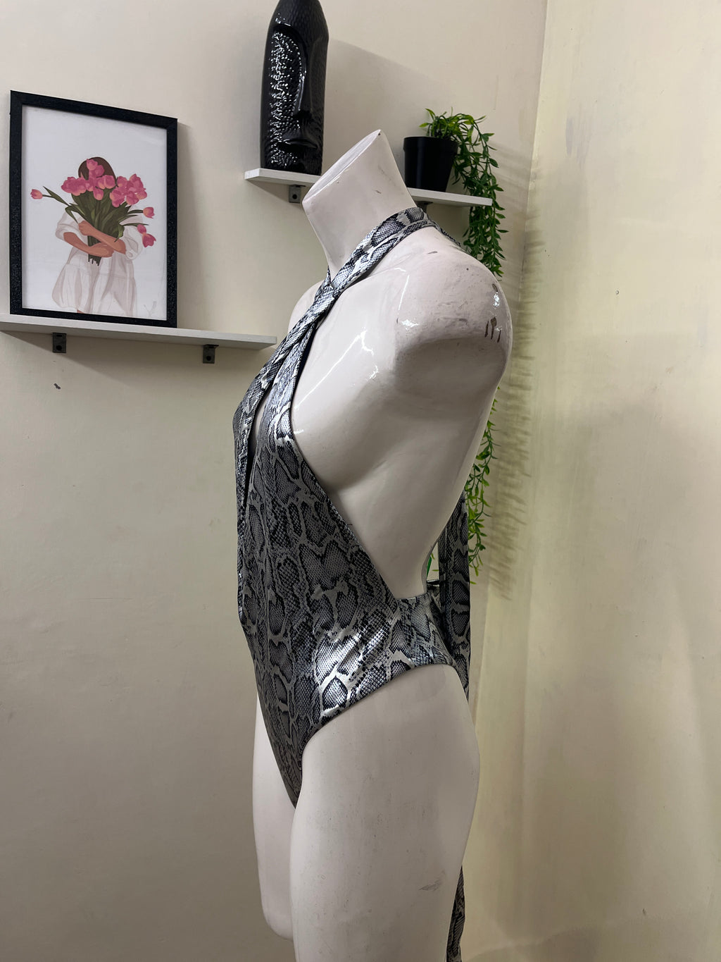 All backless swimsuit