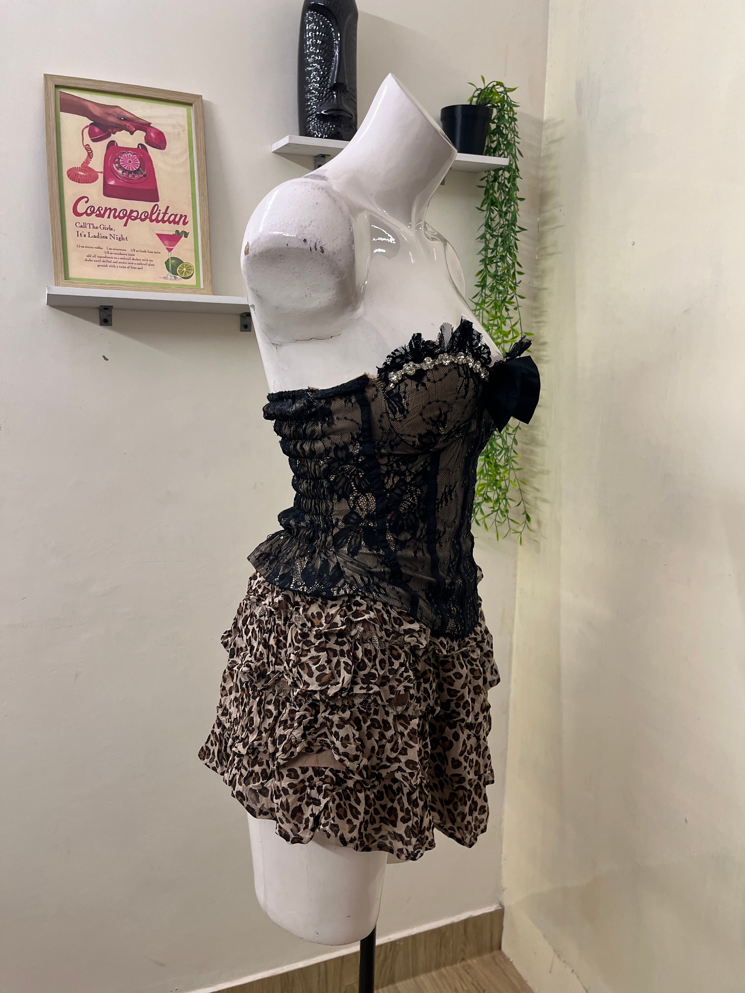 Strapless lace corset bustier