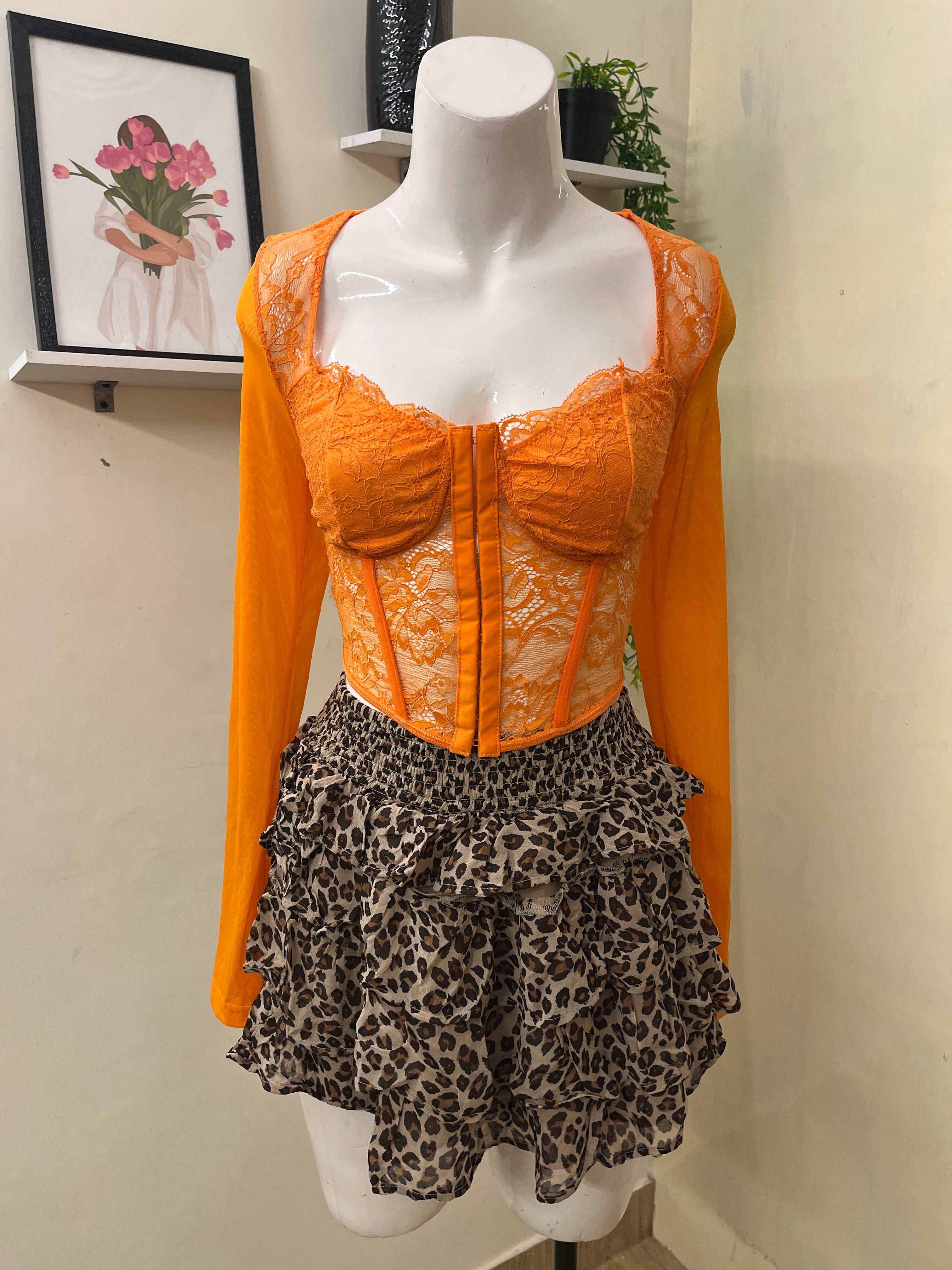 Full sleeves corset