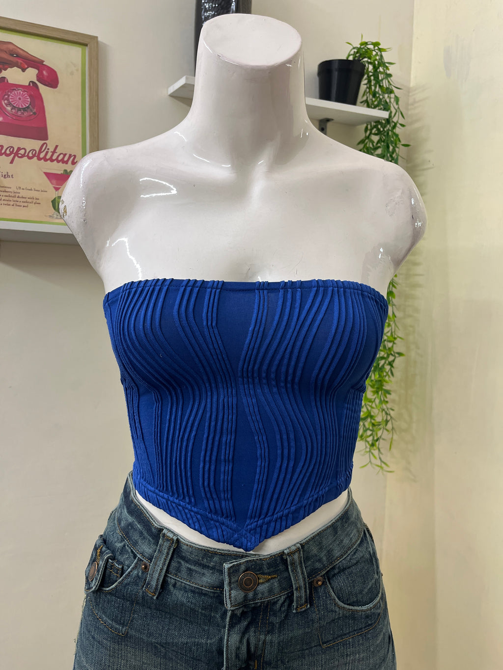 Backless top