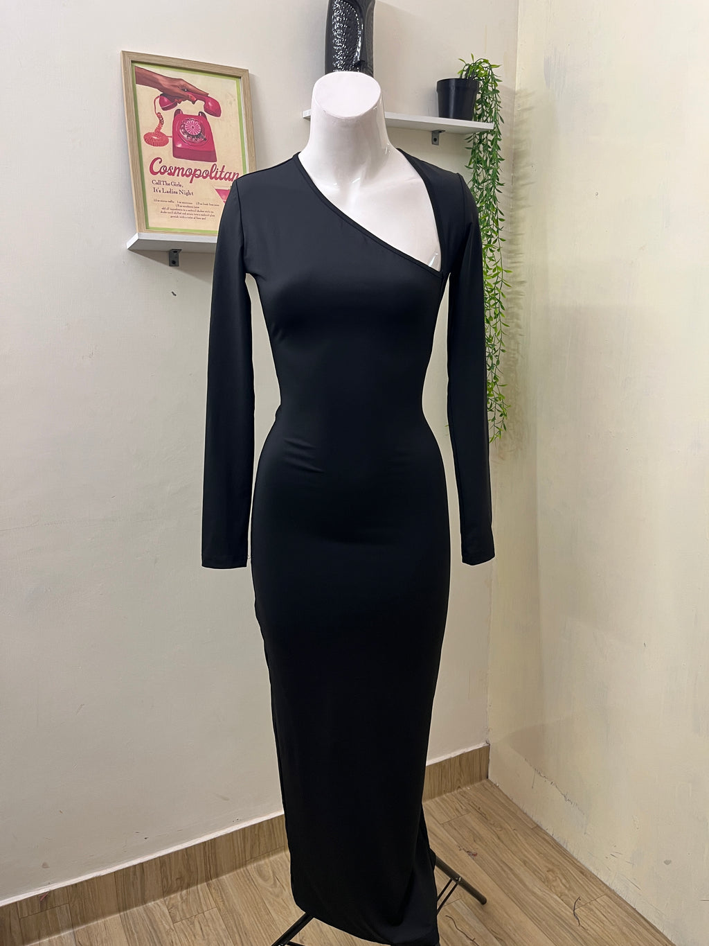 black asymmetrical bodycon dress