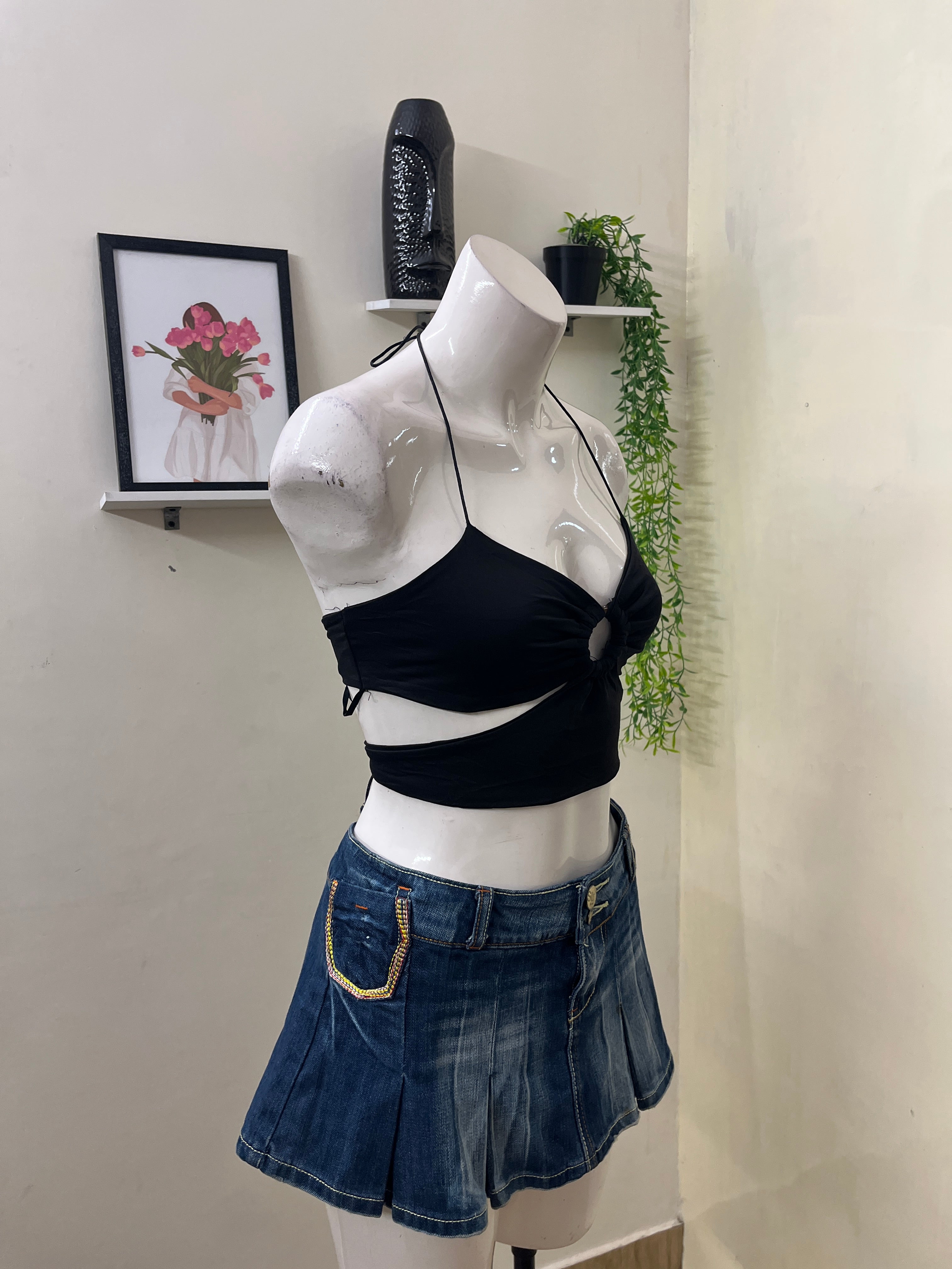 Wrap crop top with a center keyhole cutout